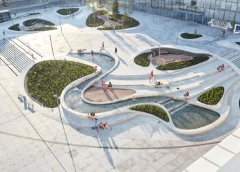 V-Plaza Urban Development / 3deluxe architecture | ArchDaily